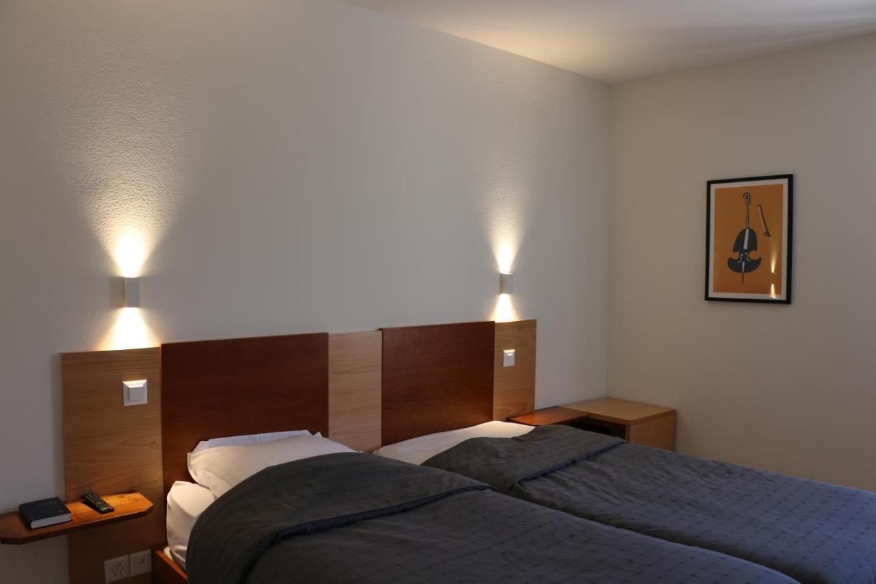 Auberge Au Lion D'Or Tannay Exterior foto